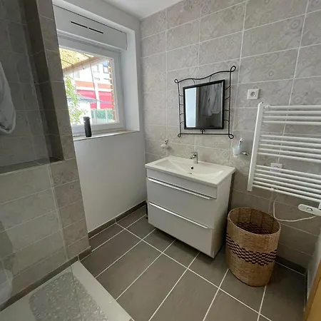 Apparemment T2 En Centre Gournay-en-Bray